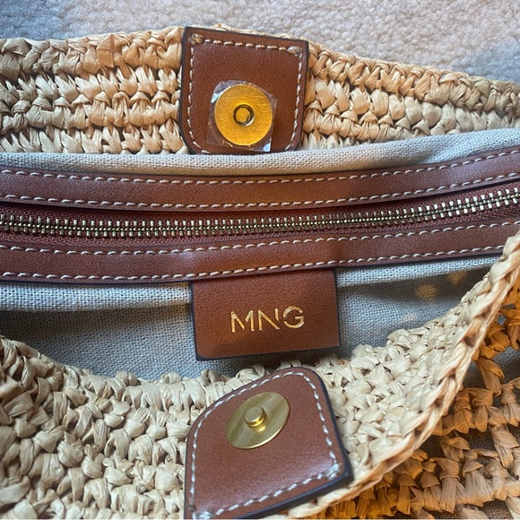 Mango Large Valeta Crocheted Raffia Bag - Picture 3 of 13